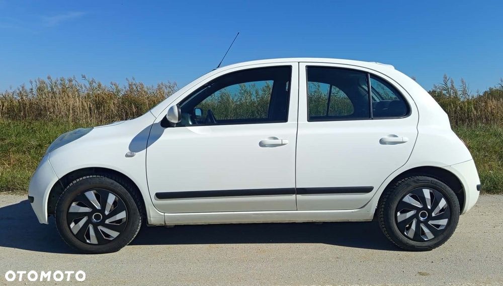 Nissan Micra 2005 photo 2