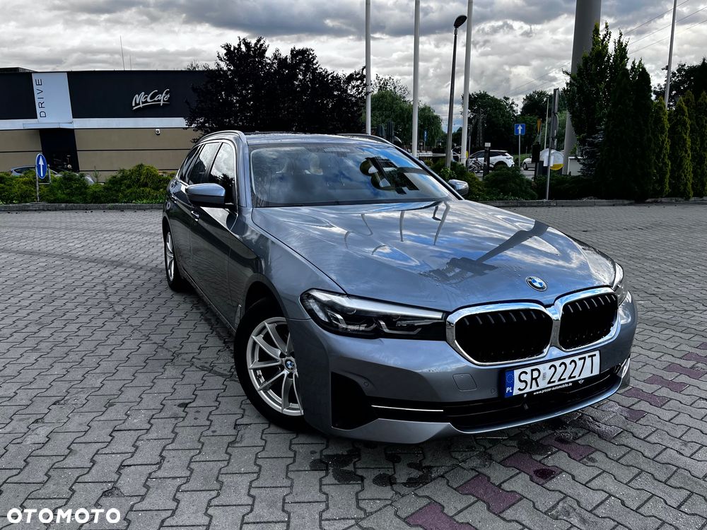 BMW Seria 5 520d - 27