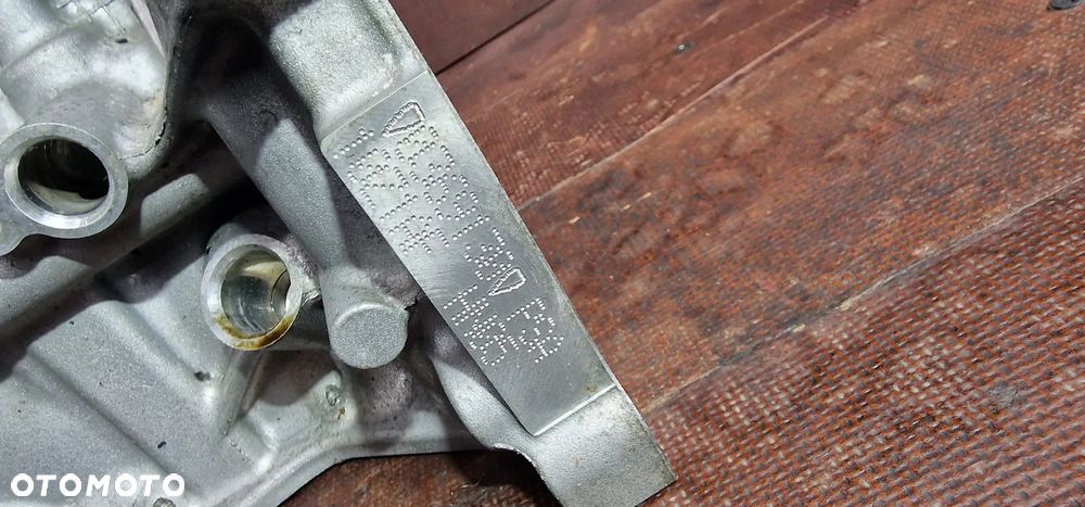 Blok silnika OPEL Citroën PEUGEOT.2 THP HN05 - 5