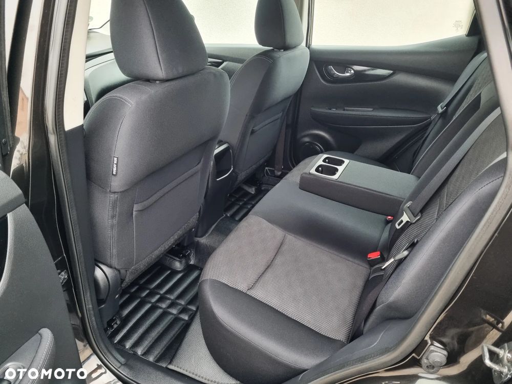 Nissan Qashqai 1.2 DIG-T Tekna EU6 - 12