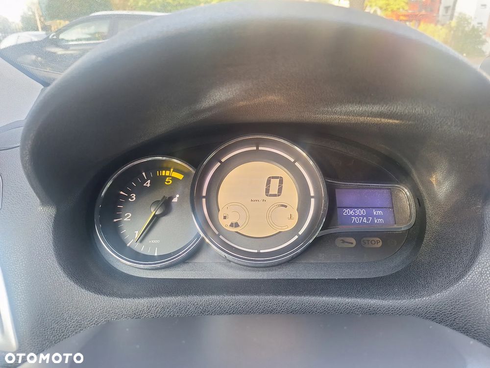 Renault Megane 2.0 dCi Dynamique - 21