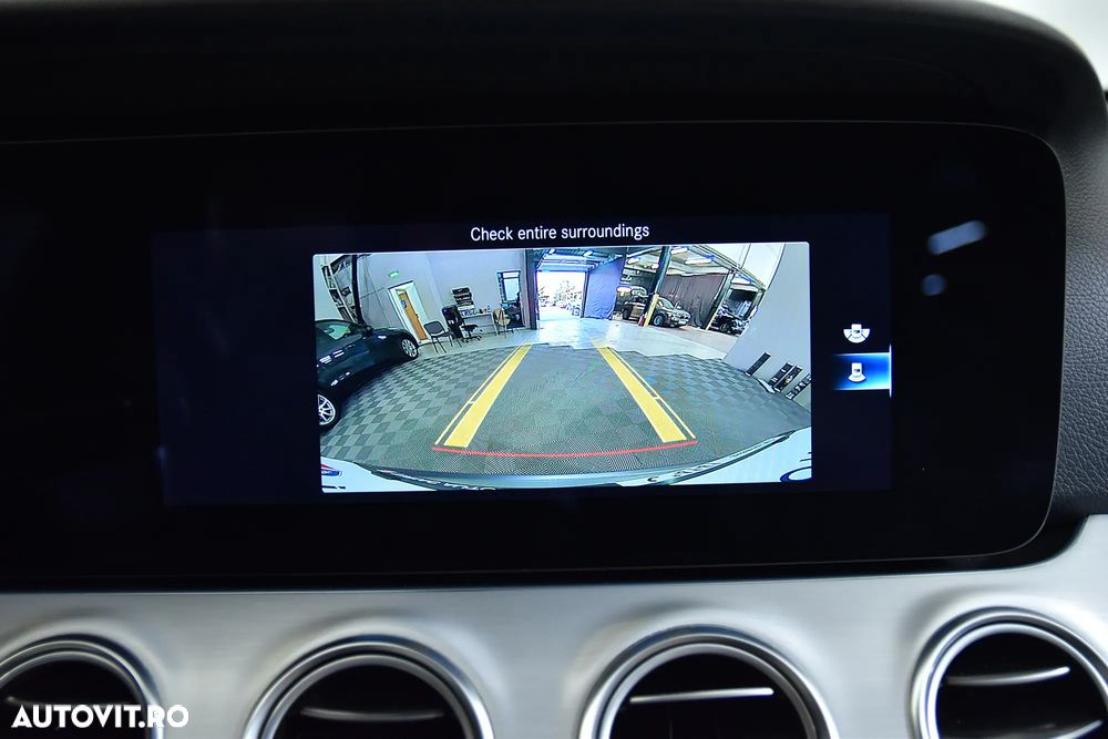 Mercedes-Benz E 200 Aut. - 19