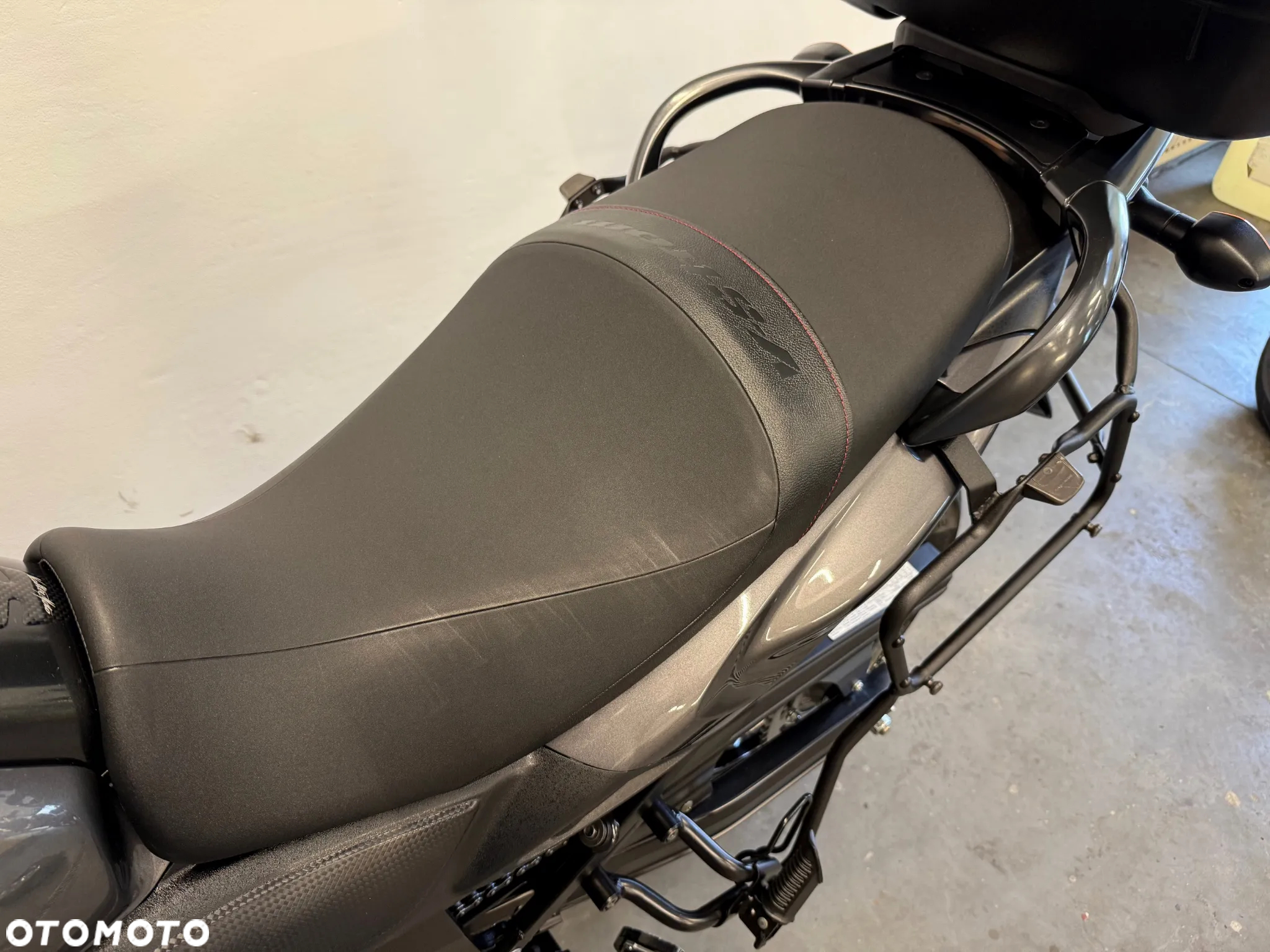 Suzuki V-STROM - 29