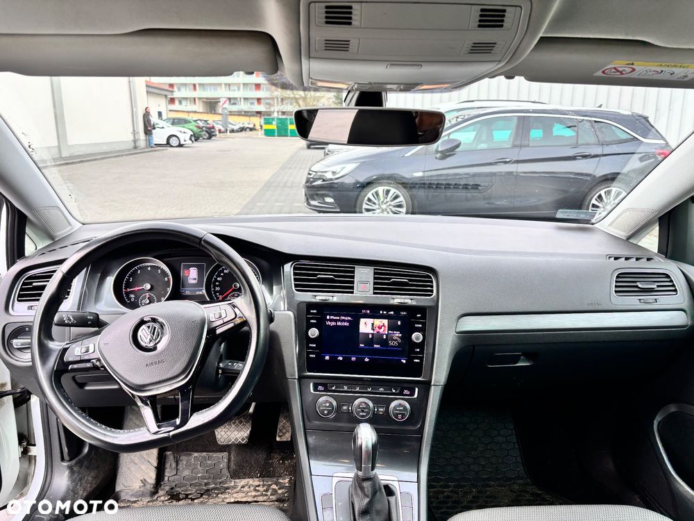 Volkswagen Golf 1.0 TSI Comfortline DSG - 9