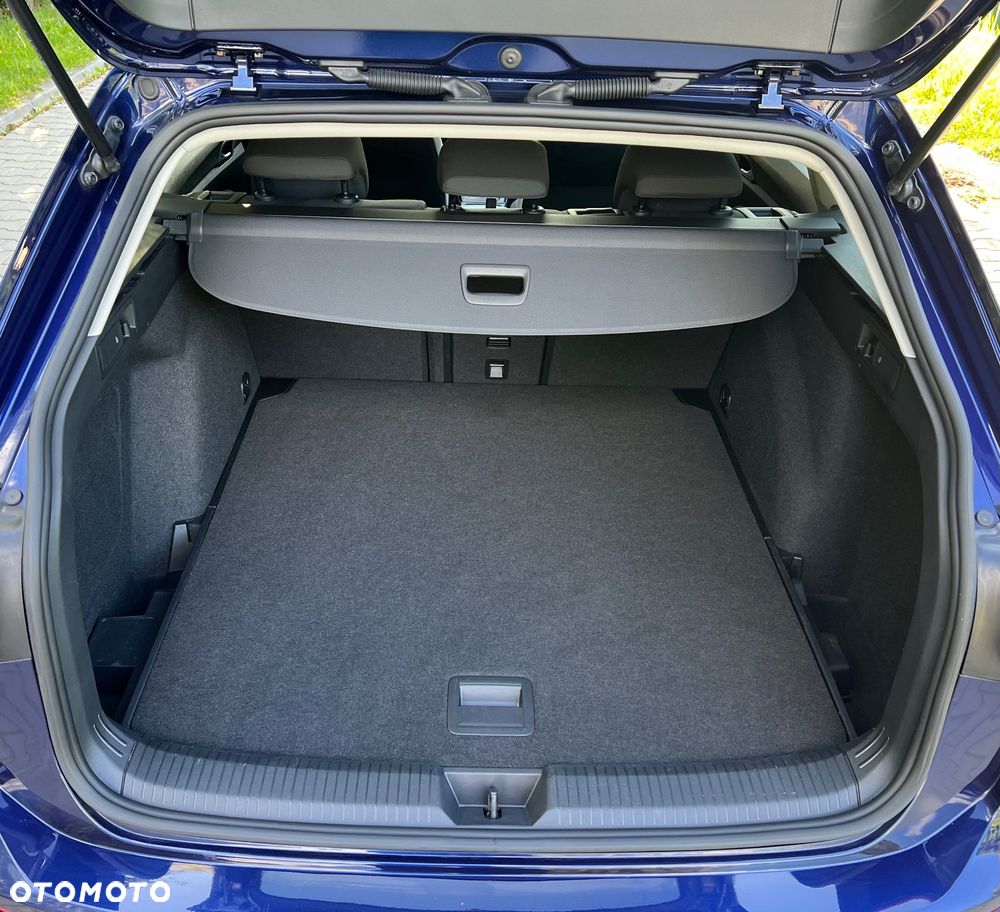 Volkswagen Golf 1.5 TSI EVO Life - 26