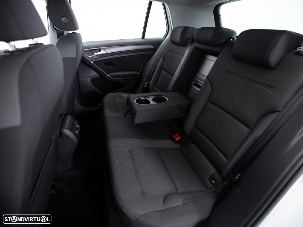 VW e-Golf AC/DC - 10