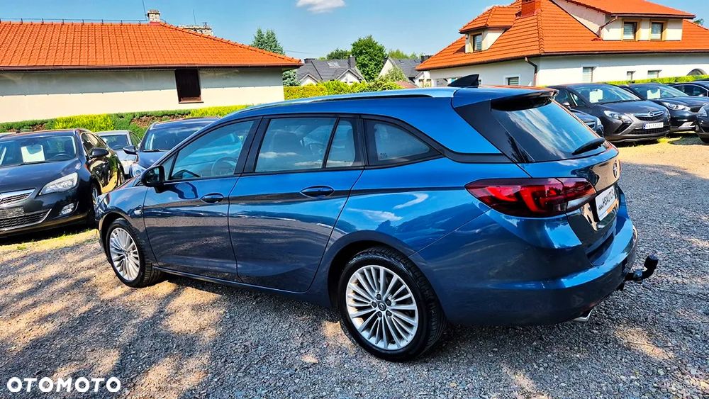Opel Astra 1.6 T Elite S&S - 18