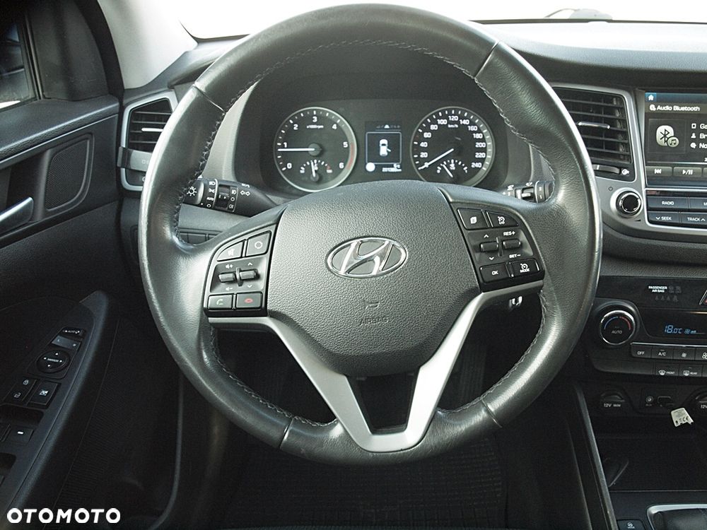 Hyundai Tucson blue 1.7 CRDi 2WD Trend - 22