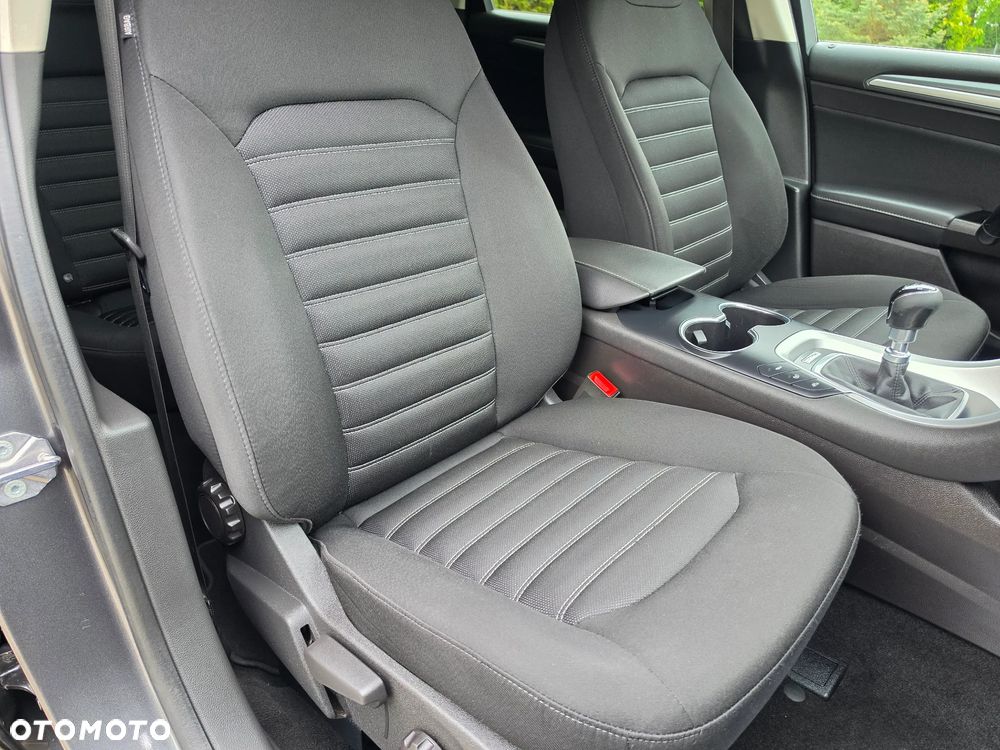 Ford Mondeo 2.0 TDCi Titanium - 39