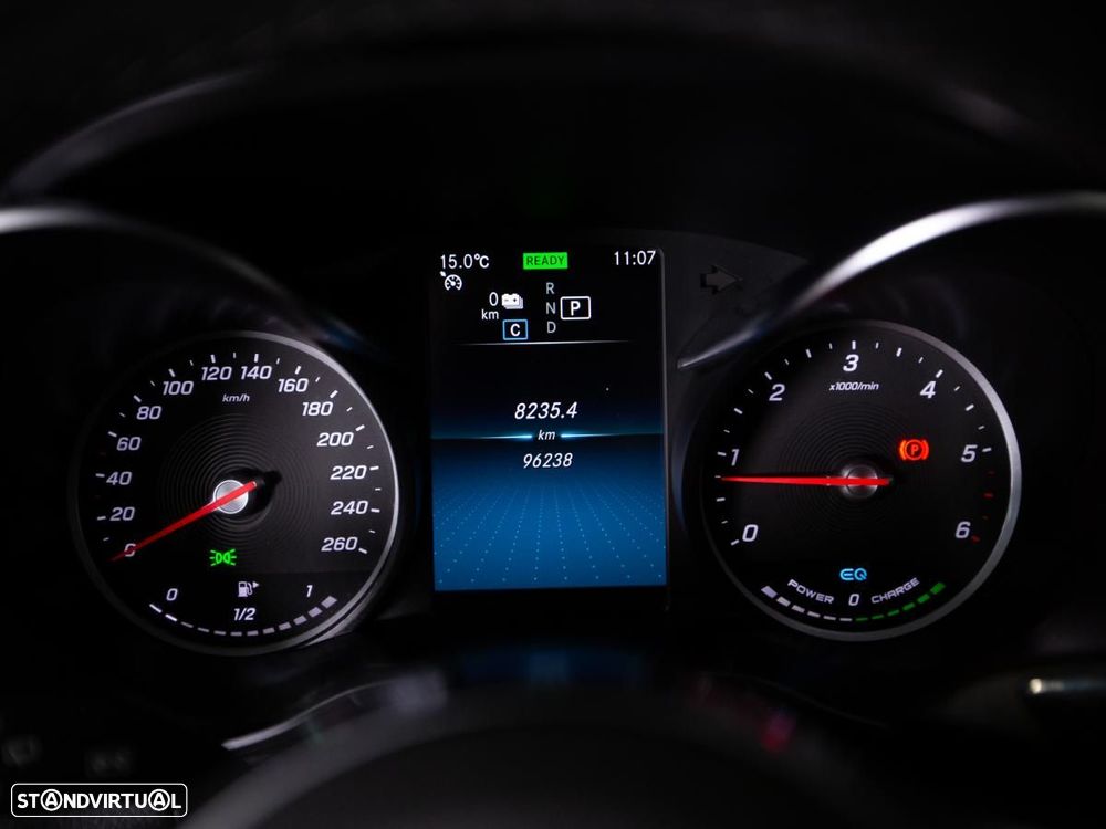 Mercedes-Benz GLC 300 de 4Matic - 24