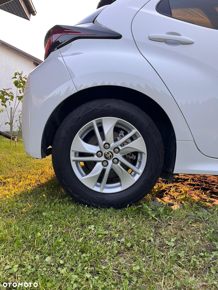 Toyota Yaris - 12