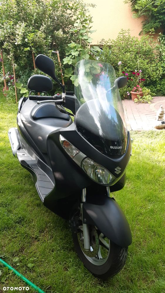 Suzuki Burgman - 6