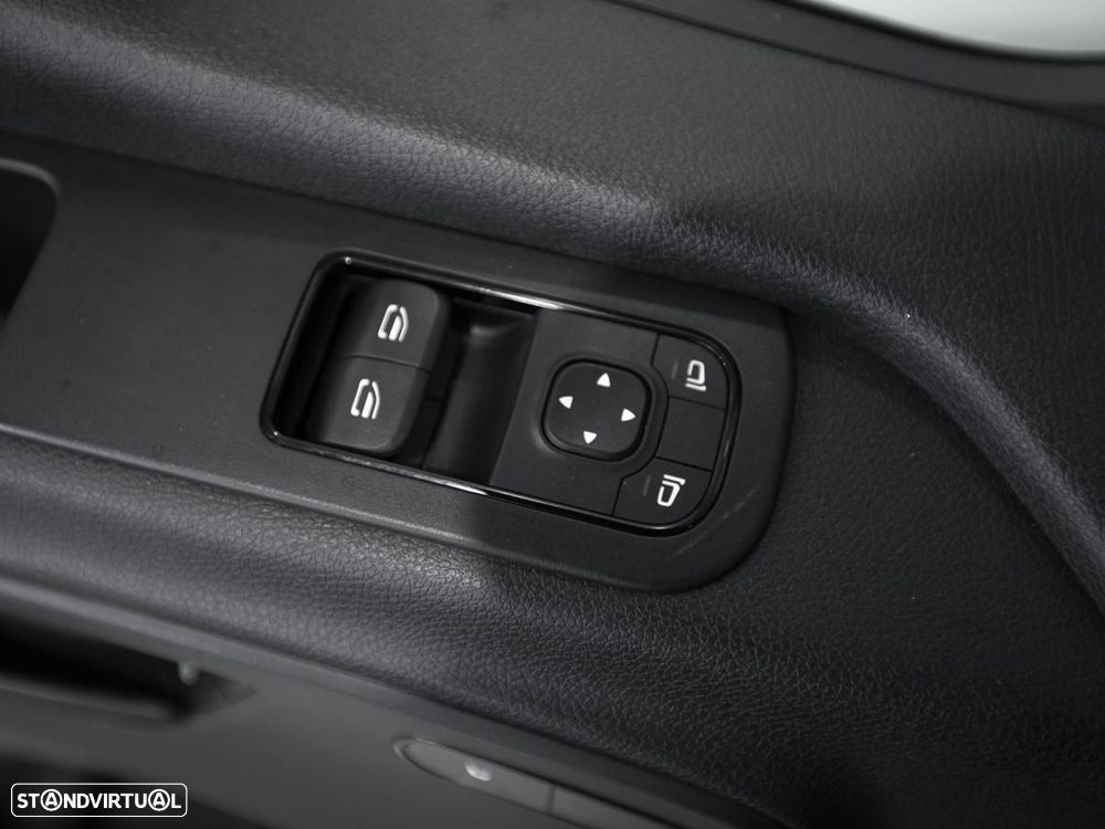 Mercedes-Benz E-SPRINTER - 13