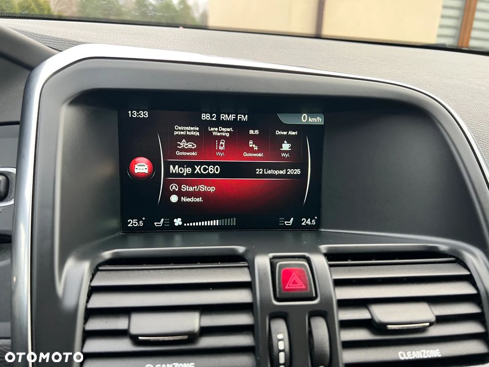 Volvo XC 60 D3 Geartronic Momentum - 28