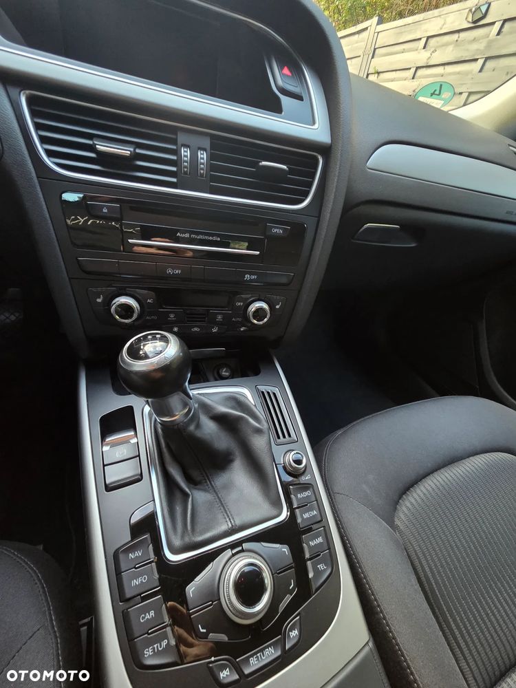 Audi A4 Avant 2.0 TDI e DPF S line Sportpaket - 22