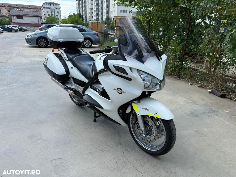 Honda ST 1300 Pan European - 1