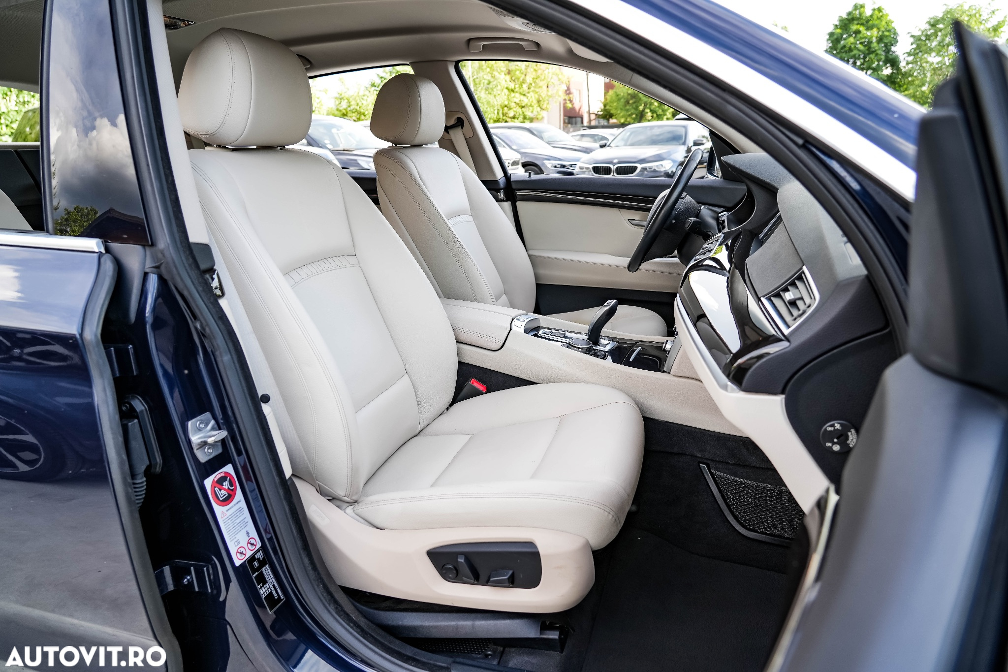 BMW Seria 5 520d Gran Turismo Aut. Luxury Line - 11