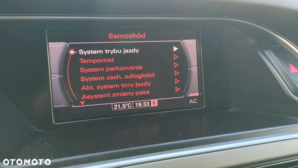 Audi A4 Avant 2.0 TDI Quattro S tronic - 13