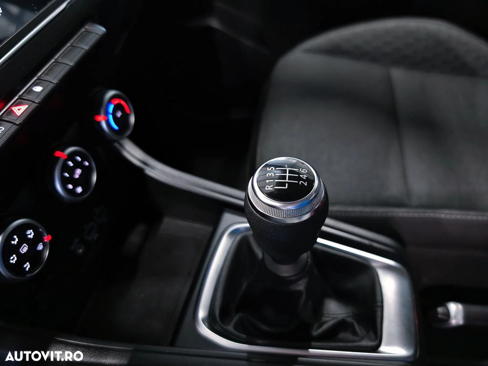 Renault Captur TCe 100 Zen - 22