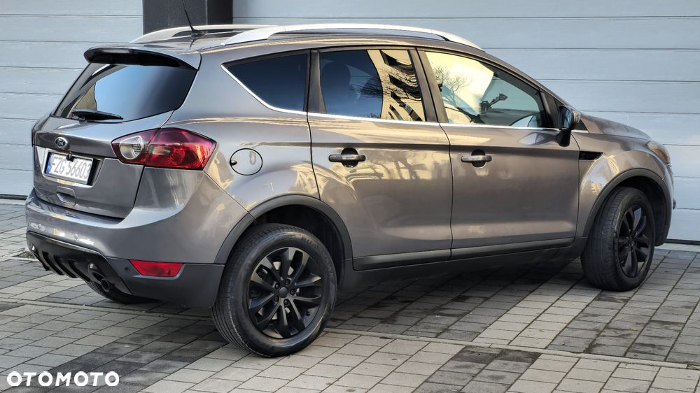 Ford Kuga 2.0 TDCi Titanium - 11