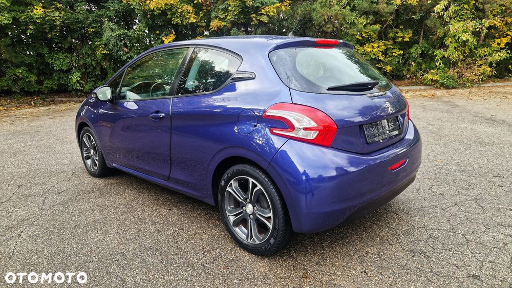 Peugeot 208 1.2 PureTech Active - 5