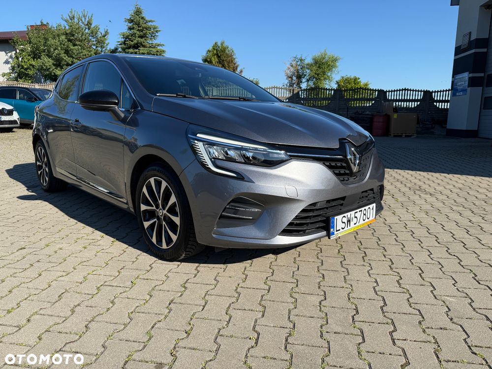 Renault Clio - 10