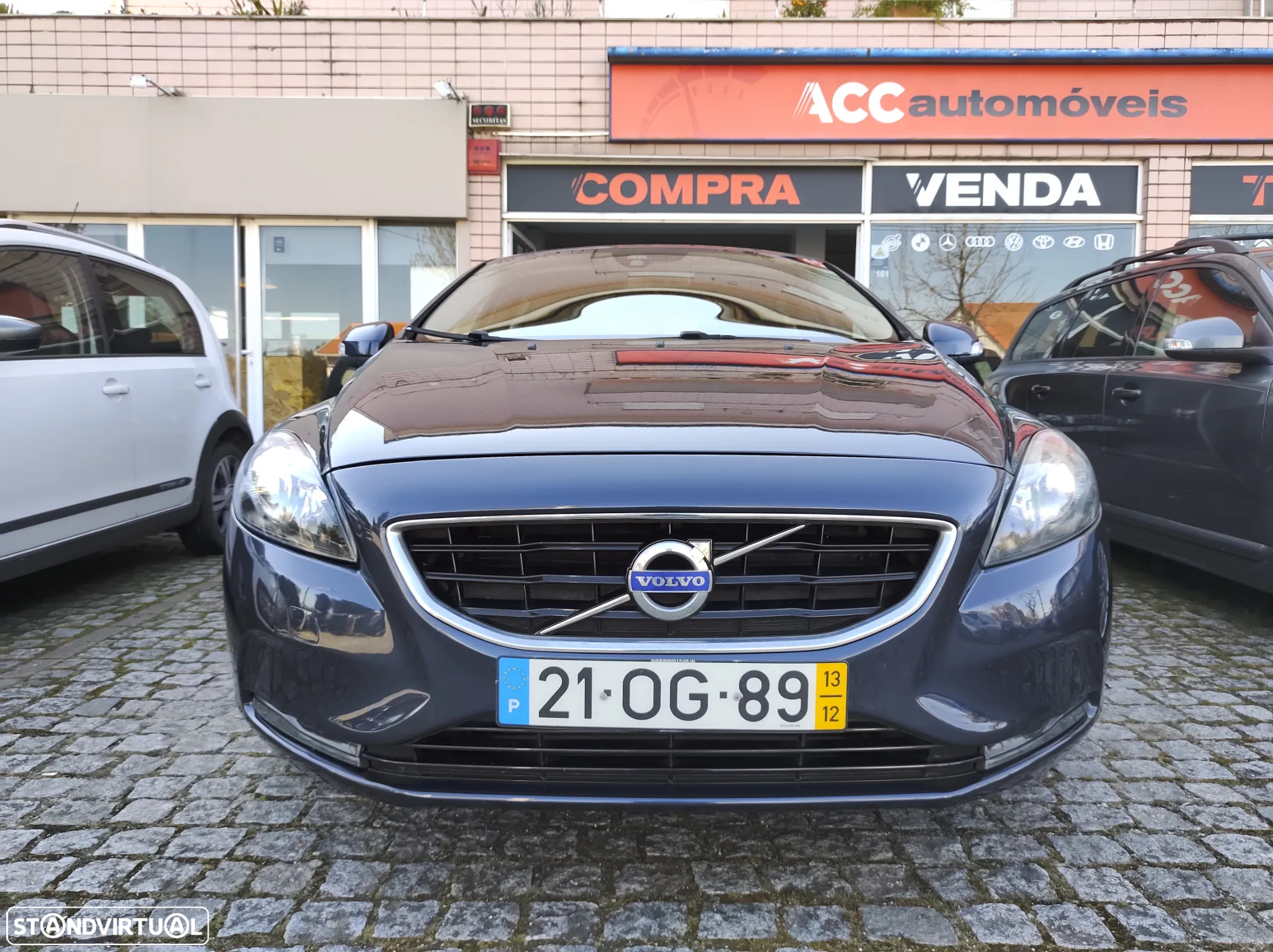 Volvo V40 1.6 D2 Eco Kinetic - 3