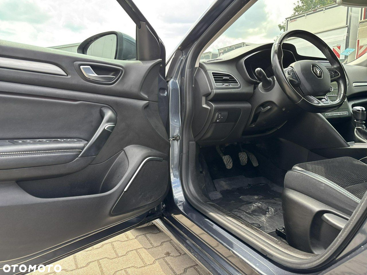Renault Megane 1.5 Blue dCi Intens - 10