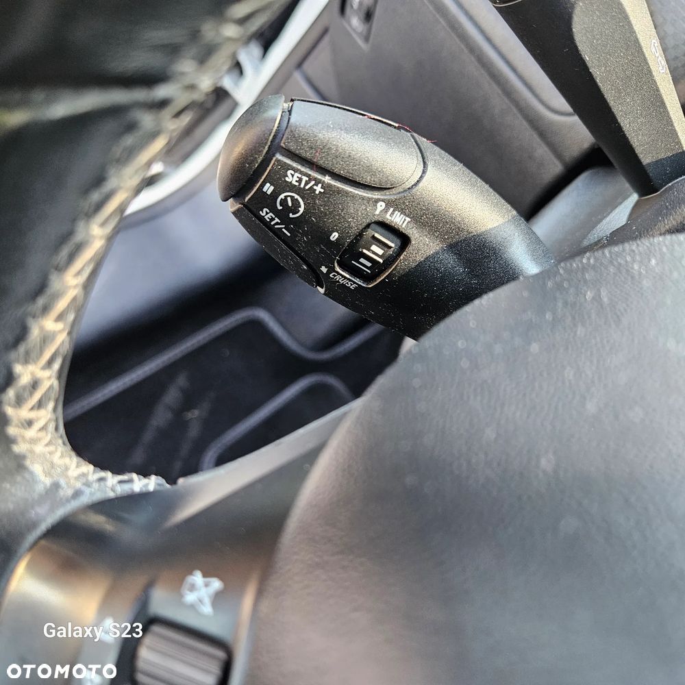 Peugeot 2008 PureTech 110 Stop&Start Urban Move - 20