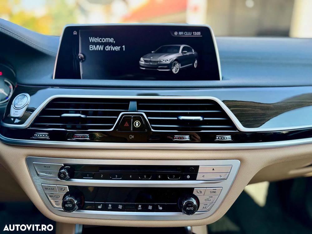 BMW Seria 7 730d xDrive - 17