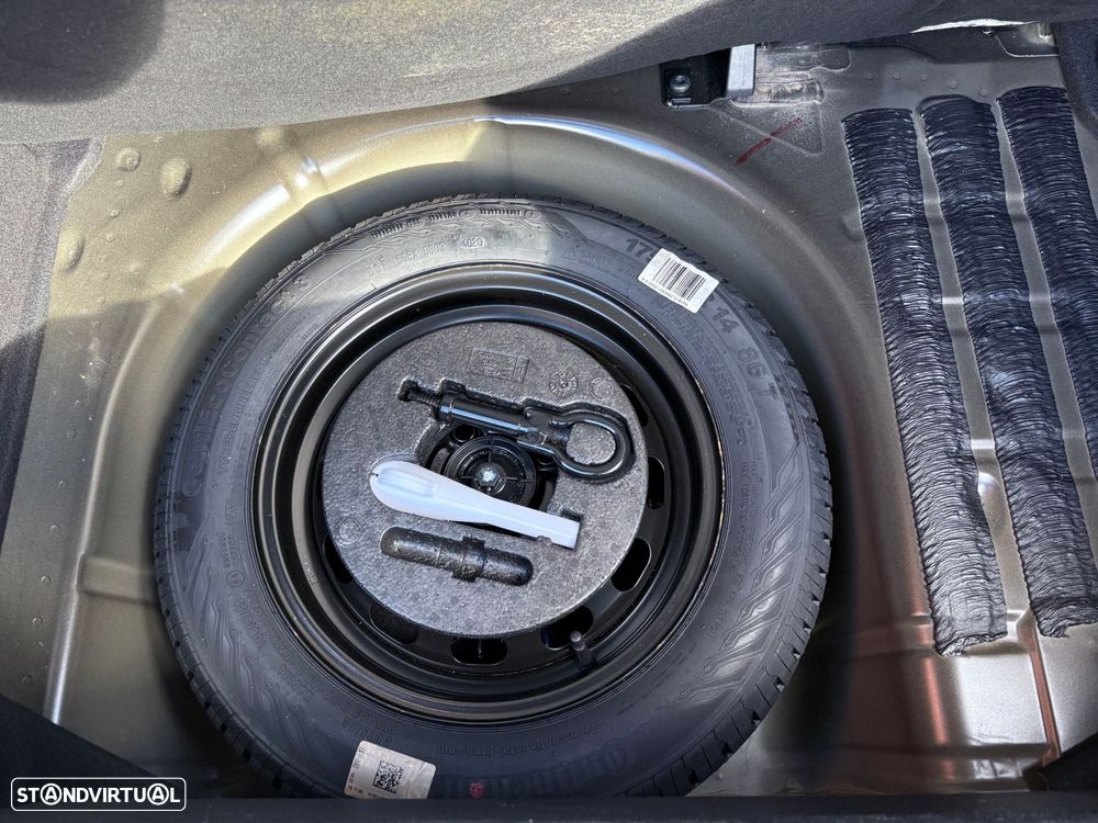 Ford Fiesta 1.0 EcoBoost ST-Line - 32