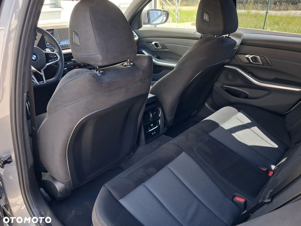 BMW Seria 3 318i M Sport - 25
