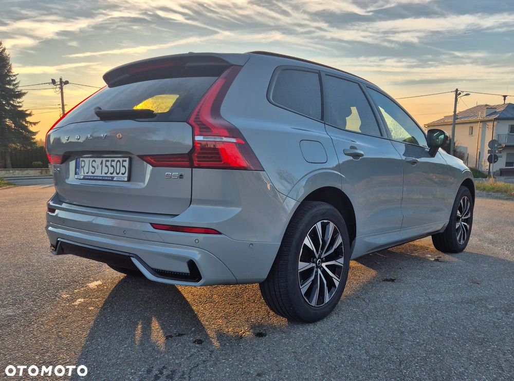 Volvo XC 60 B5 B AWD Plus Dark - 5