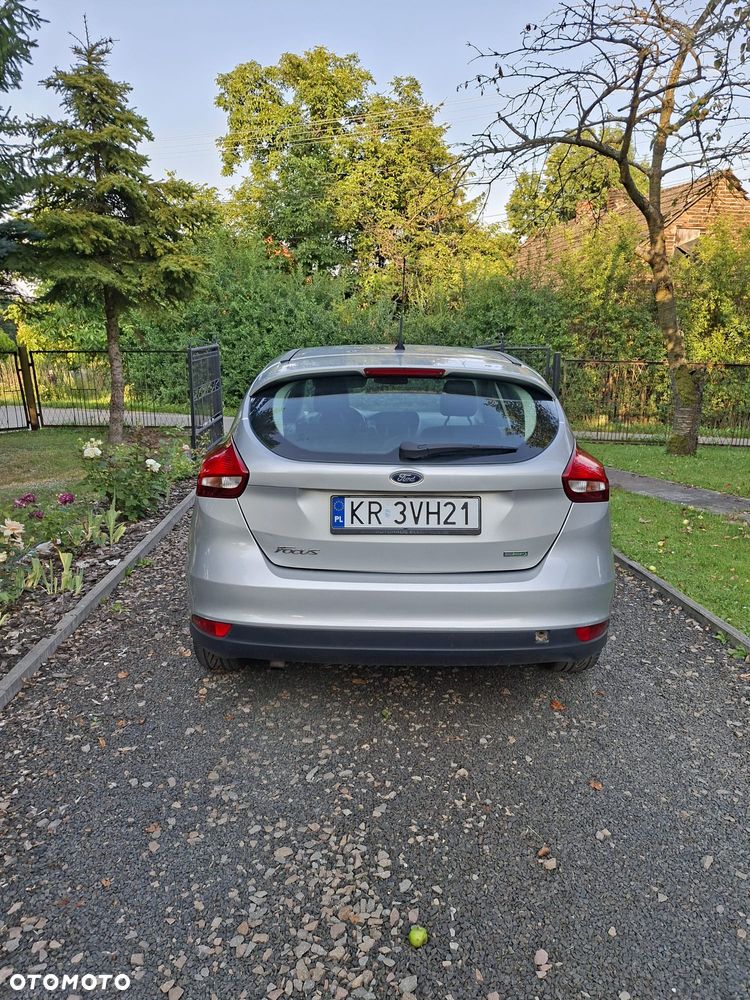Ford Focus 1.0 EcoBoost Trend - 6