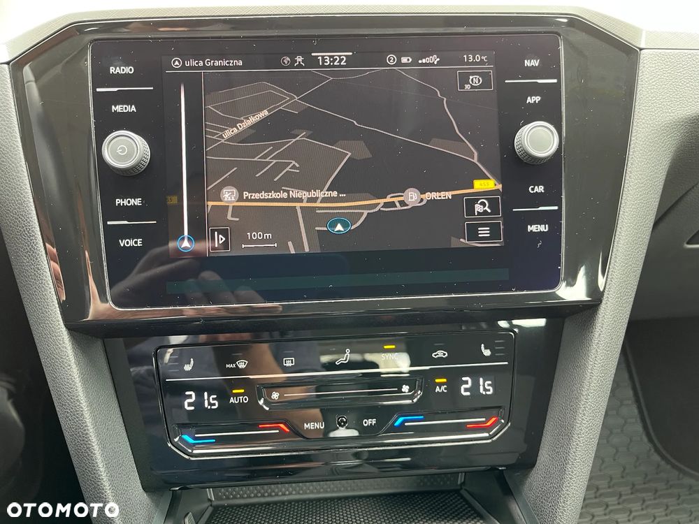 Volkswagen Passat Variant 2.0 TDI EVO Business - 12