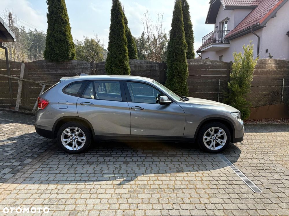 BMW X1 xDrive25i - 10
