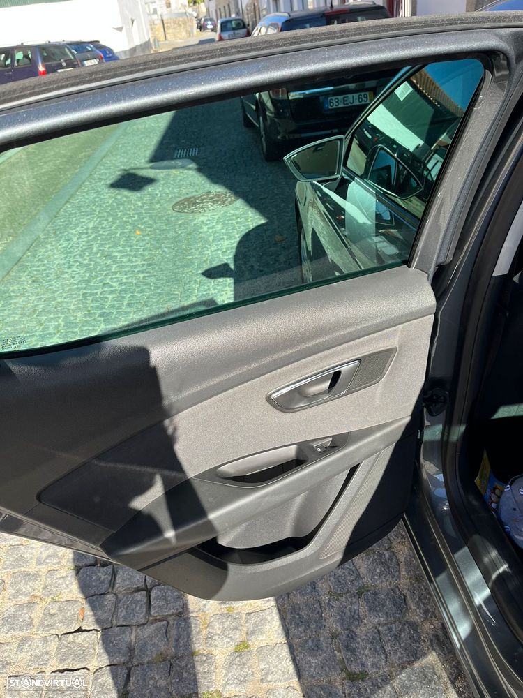 SEAT Leon 1.6 TDI E-Eco.Style Start/Stop - 8