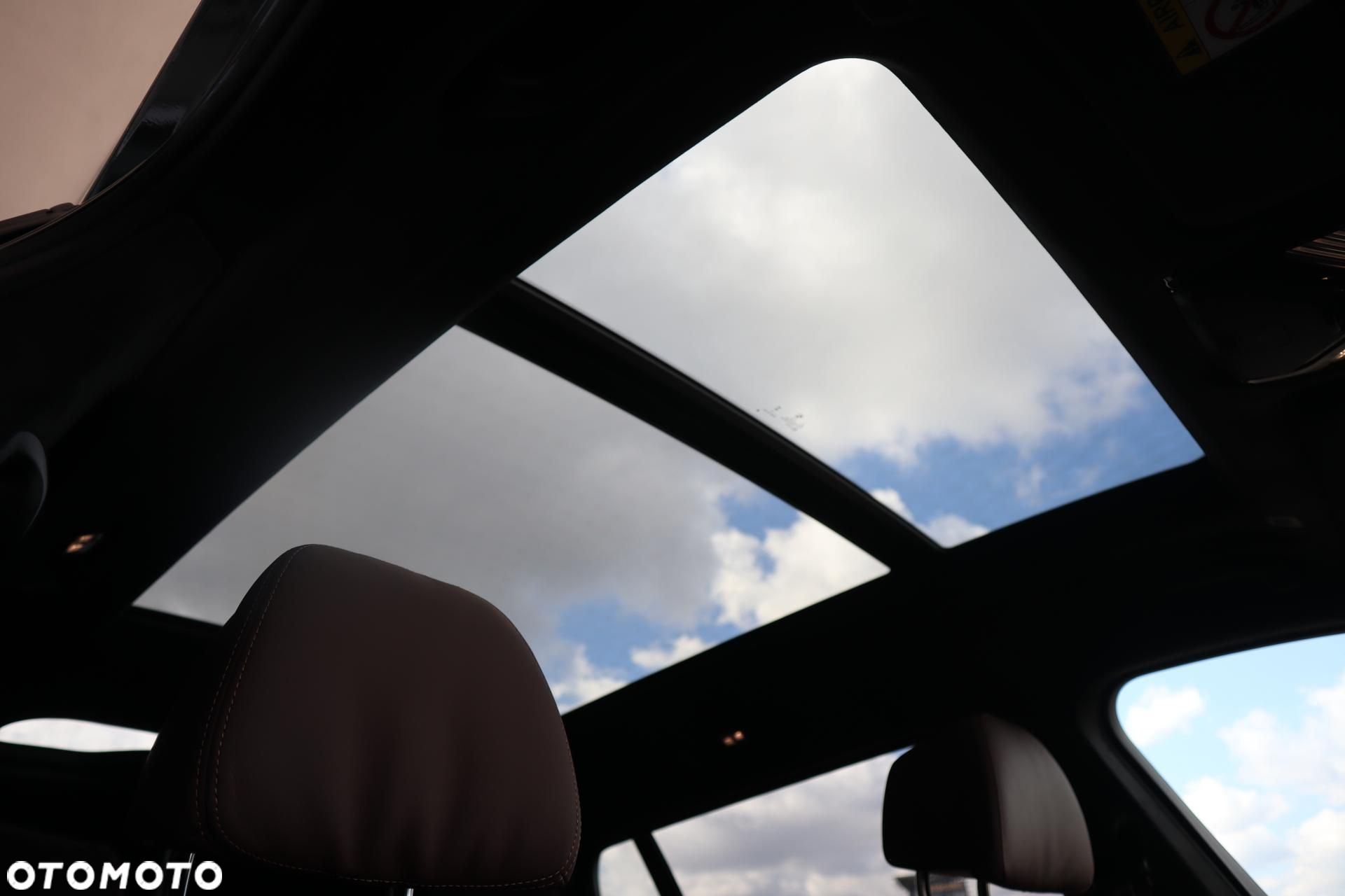 BMW X7 - 16