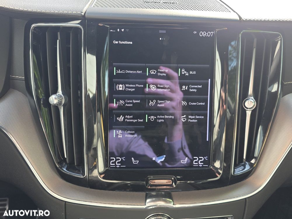 Volvo XC 60 - 25