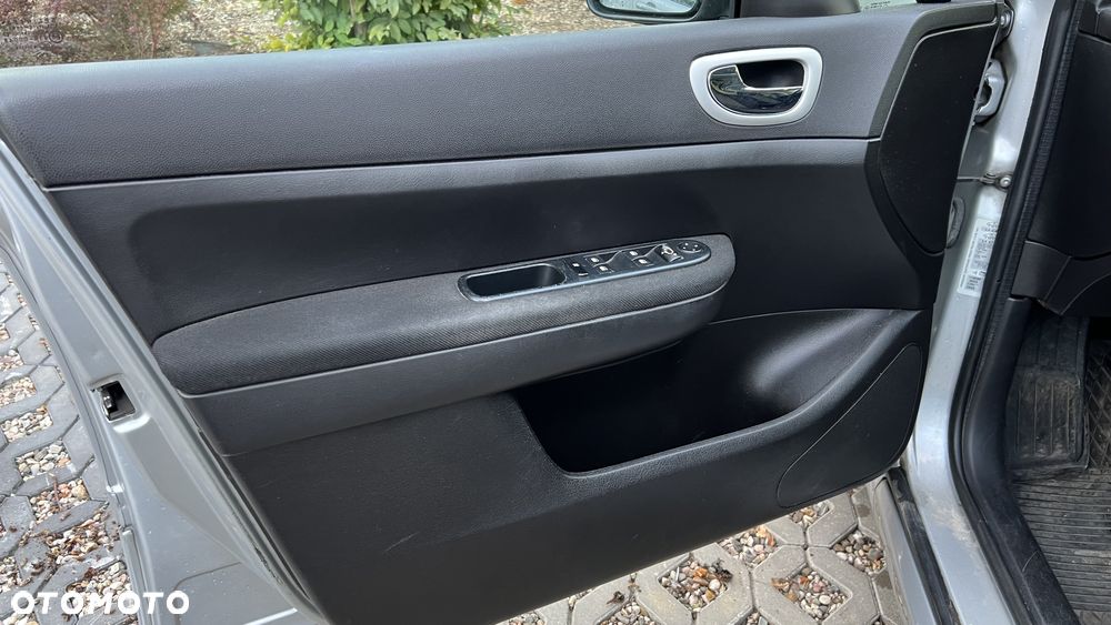 Peugeot 307 - 9