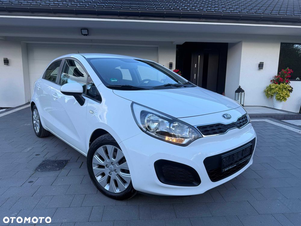 Kia Rio - 5