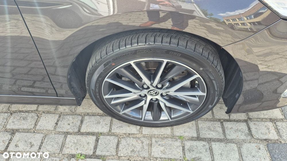 Toyota Camry 2.5 Hybrid Executive CVT - 19