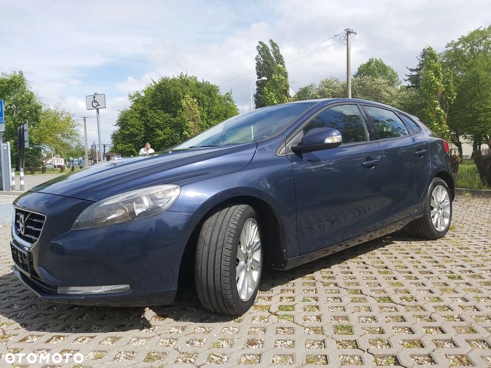 Volvo V40 D2 You - 33