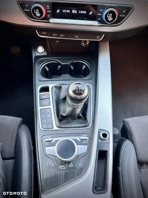 Audi A4 Avant 40 TFSI sport - 33