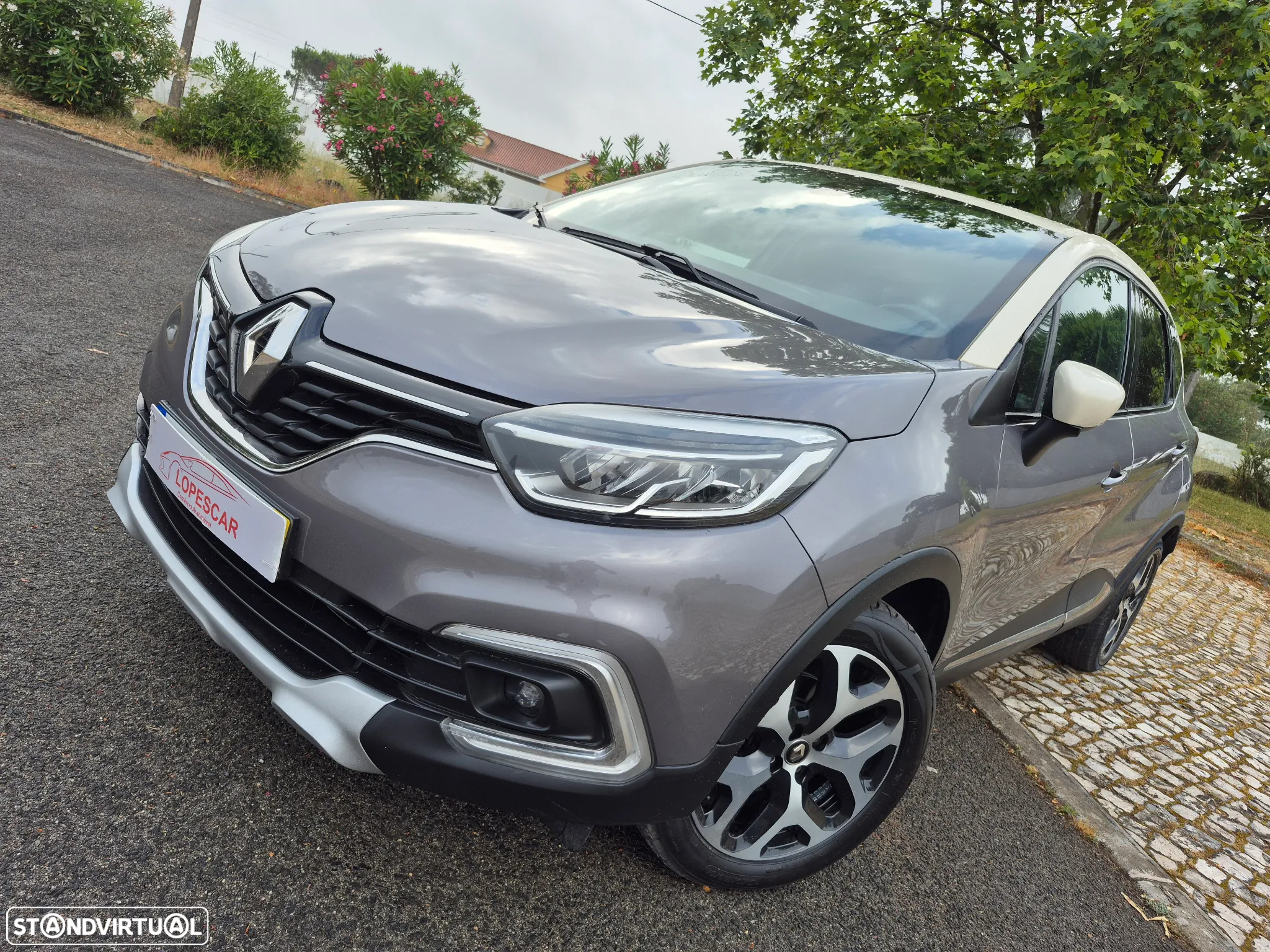 Renault Captur 0.9 TCE Exclusive - 2