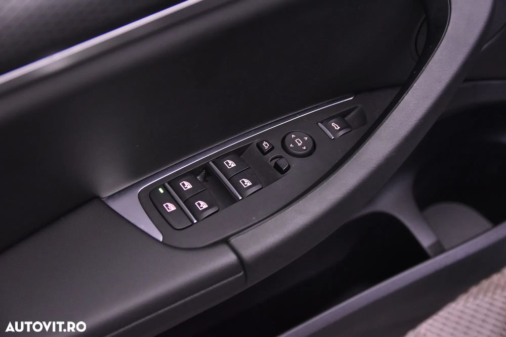 BMW X4 xDrive20i AT MHEV - 13