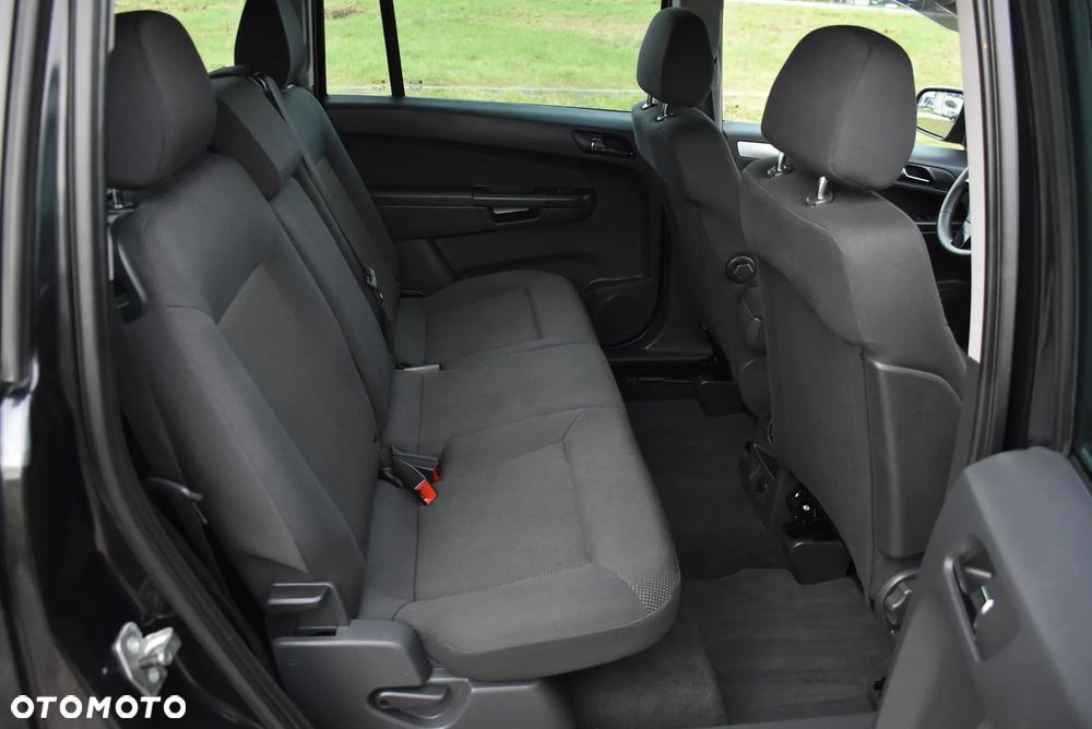 Opel Zafira 1.8 Innovation - 30