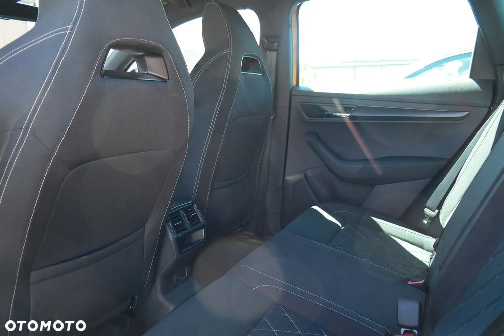 Skoda Karoq 2.0 TDI SCR 4x4 Sportline DSG - 9