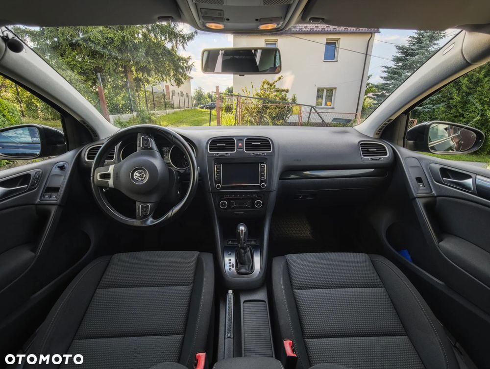 Volkswagen Golf 1.6 TDI DPF BlueMotion Technology DSG Comfortline - 3