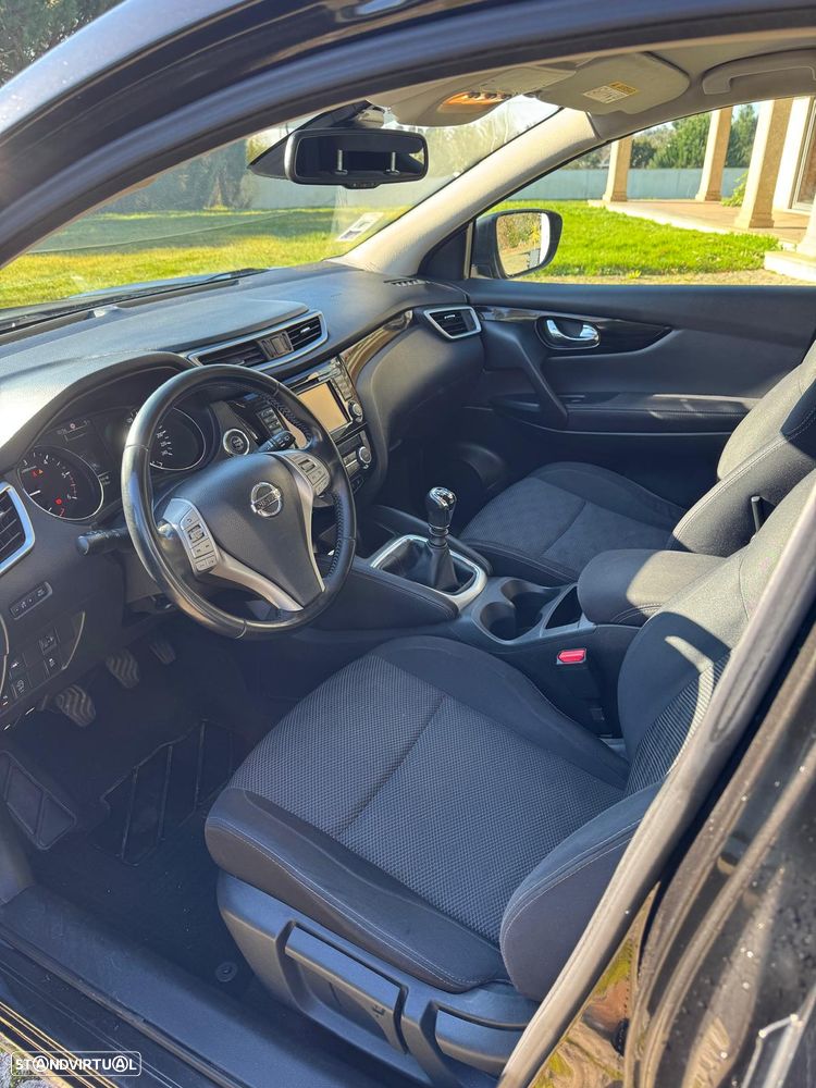 Nissan Qashqai 1.5 dCi N-Connecta - 11